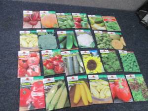 lot 348 image: 24 pks Assorted Burpee Vegetable Se...
