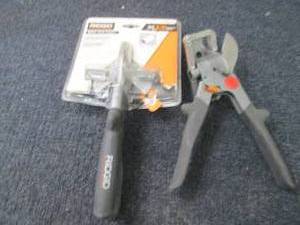 lot 372 image: 2 Ridgid Miter Trim Cutter Retail $...