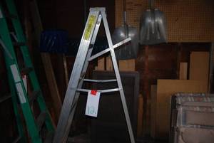 6ft aluminum painters ladder...
