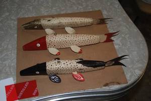 3 vintage wooden fish decor with me...
