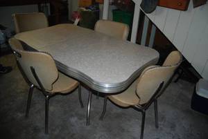 Vintage table and chair set 5934...