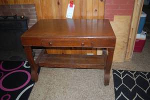 Table with a drawer 41.52631...