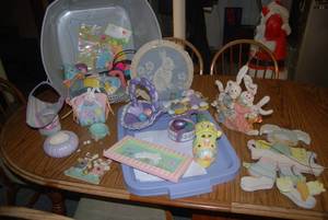 Tote of Easter decor (see photos )...