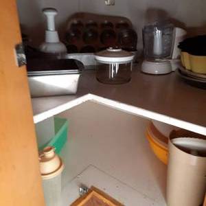 Cake Pans, Bread Pans, Muffin pans ...