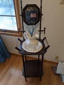 Vintage Dark Wood Entry Wash Stand ...