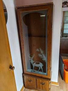Wood Gun Cabinet with 2 lower cupbo...