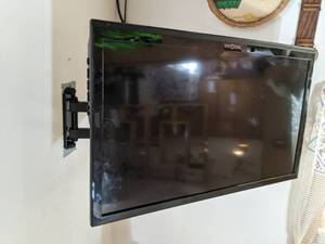 Wall Mounted 23 Insignia TVDVD Co...