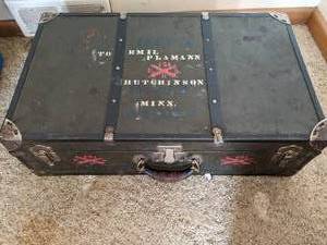Large Vintage Traveling Salesman Tr...