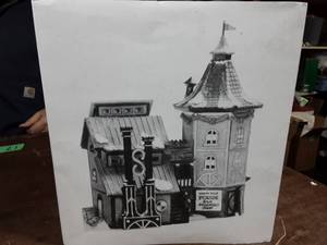 Dept. 56 Heritage Village Collection North Pole Series
