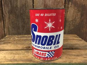lot 63 image: Vintage Snobil Snowmobile Oil Full Quart