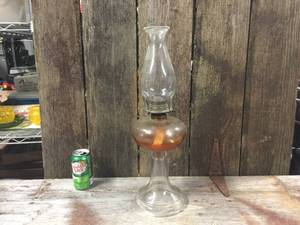 lot 74 image: Antique Glass Kerosene Lamp
