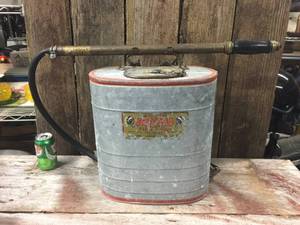 lot 78 image: Vintage Smith Indian Fire Pump