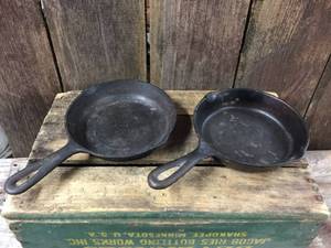 lot 117 image: 2 Small Cast Iron 3 Notch Skillets