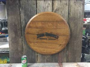 lot 4 image: Vintage Jack Daniels Whiskey Barrel HeadTop