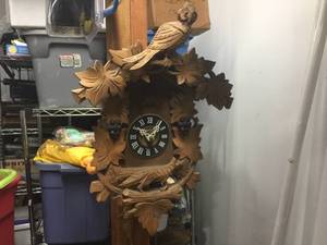 lot 34 image: Vintage German Wooden Cuckoo Clock