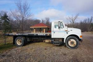 1994 International Model 4700 Flat Bed Dump Bed Truck