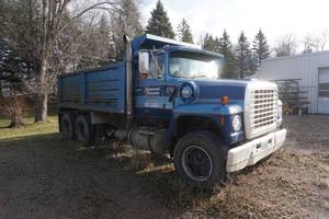 1979 Ford L9000 Tandem Axle Dump Truck