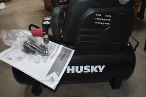 Husky 8 gallon air compressor