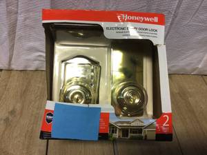 Honeywell Electronic Entry Door Lock Customer Returns See Pictures