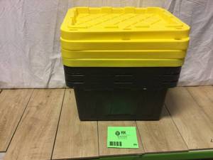 Lot of Plastic Storage Customer Returns See Pictures