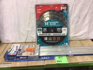 Lot of Tools Customer Returns See Pictures