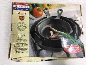 lot 974 image: 3pc. Cast Iron pans