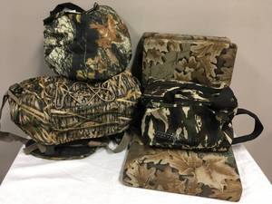 lot 1015 image: Camo Bundle