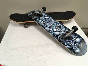 lot 1034 image: Tony Hawk Skateboards