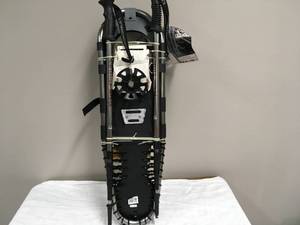lot 980 image: Yukon Charlies Snow Shoes
