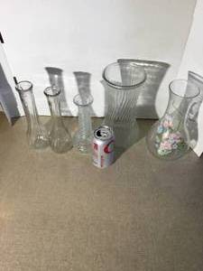 5 Glass vases