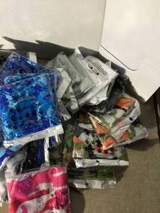 Box of gator masks 60