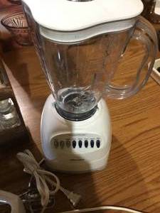 Blender (Osterizer) blender Hamilton beach and spice rack