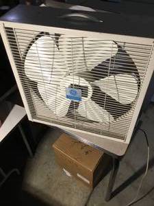 Old GE fan missing dial (works) Steel case