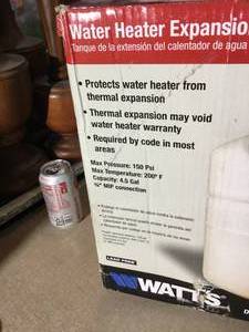 Watts 4.5 gallon water heater expansion tank NEW