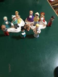 Ceramic choir set