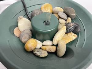 lot 85 image: Electric Indoor Tabletop Water Fountain