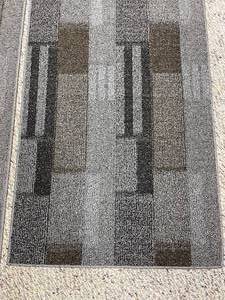 lot 90 image: 3  Decorative Throw Rugs