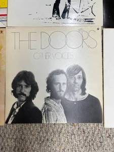 lot 144 image: 9 Vintage Rock Albums