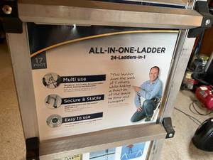 lot 151 image: Ansi Osha Type 1A 17 Foot Reconfigurable Ladder