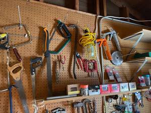 lot 163 image: Large Hand Tool Lot