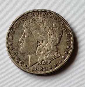 lot 21 image: Pair of 1887 Morgan Silver Dollars