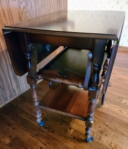 lot 42 image: Rolling Bar Cart