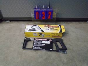 New grease gun & hacksaw  frame. New conditon. As shown.