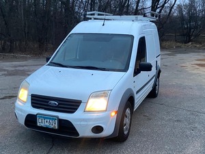 lot 4 image: 2012 Ford Transit XLT