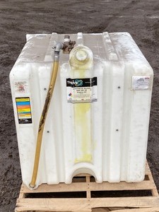 lot 9 image: Rhino Tuff-Tank