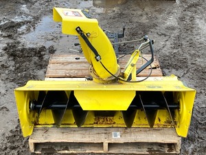 lot 19 image: John Deere Lawn Tractor Snow Blower