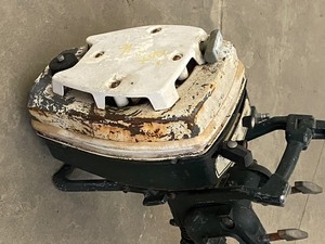 lot 33 image: Vintage Sears 4.5HP Outboard Boat Motor