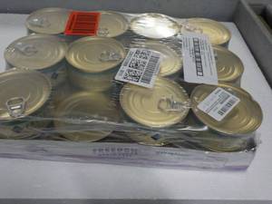 lot 135 image: 23 Cans Freedom Grain Free Fish Foo...