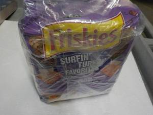 lot 153 image: 2 Bags Friskies Cat Chow...