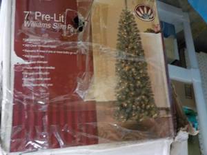lot 173 image: Williams Slim Pine 7 ft Pre Lit Xma...